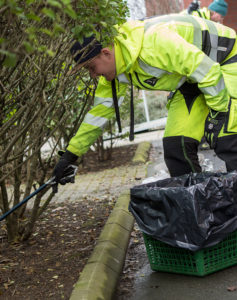 Vi hjälper gärna dig också – så tveka inte att ta kontakt med oss för ett förutsättningslöst möte!